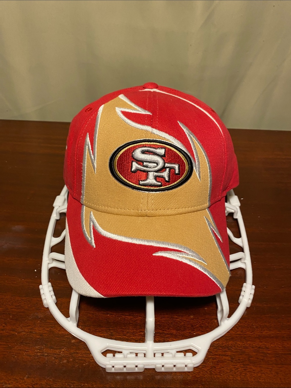 Vintage San Francisco 49ers Shark Tooth Team Reebok Embroidered Football Hat O/S
